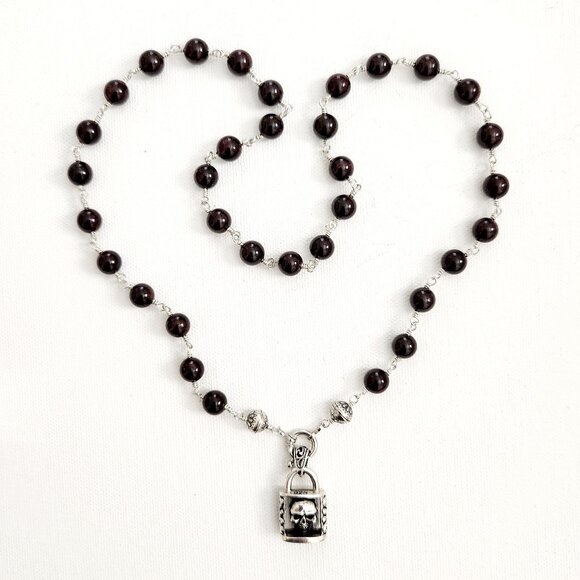 ROCKSTAR..GARNET NECKLACE W/ 925 SILVER SKULL LOCK--24" - Picture 2 of 3